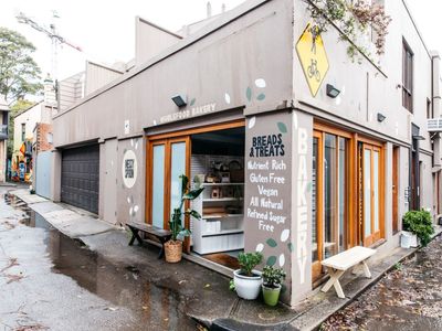 surry-hills-gluten-free-amp-vegan-wholesale-bakery-opportunity-0