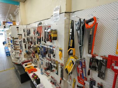 tara-home-hardware-3
