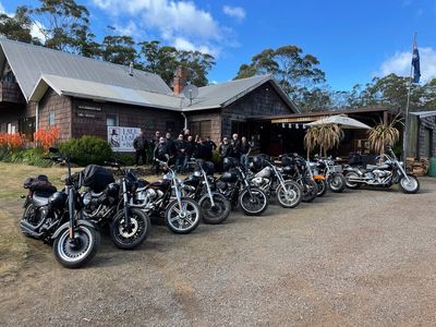 lake-leake-inn-tasmania-39-s-most-talked-about-country-pub-8