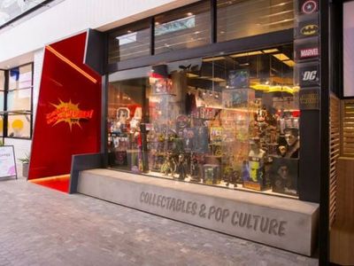 comic-book-heroes-2-retail-shops-westfield-chermside-amp-mt-gravatt-3