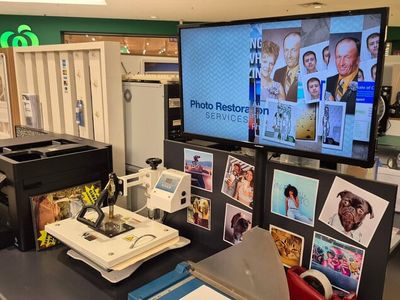 busy-photographic-shop-in-popular-shopping-centre-3