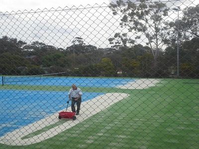 sportzing-tennis-court-maintenance-5