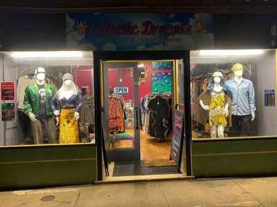 successful-local-clothing-and-accessories-store-business-for-sale-0
