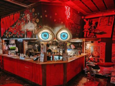 popular-babylon-bar-in-the-centre-of-darwin-city-1