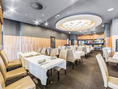 directly-opposite-westfield-carousel-contact-for-price-2