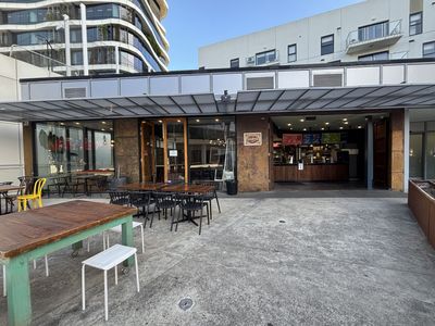 sabor-grill-marvel-stadium-busy-restaurant-in-docklands-marvel-stadium-3