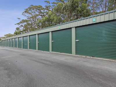freehold-property-4-075m-amp-leasehold-business-390-000-3