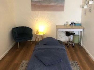 the-massage-hub-with-luxury-clinic-space-9