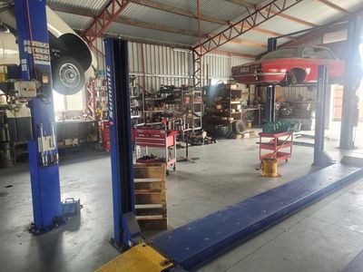 specialist-mechanical-workshop-amp-service-centre-walk-in-walk-out-4