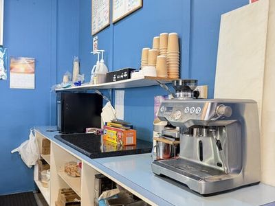 established-family-owned-takeaway-business-strong-local-following-9
