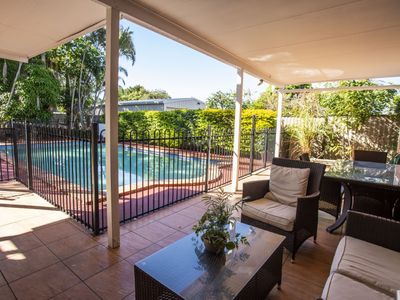 profitable-seaside-bed-amp-breakfast-freehold-investment-in-redcliffe-4