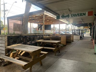 charming-and-iconic-paddy-39-s-tavern-a-unique-investment-opportunity-7