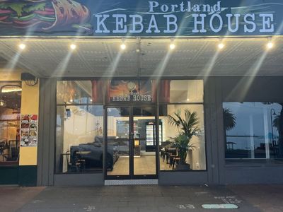 thriving-waterfront-takeaway-and-dining-business-with-huge-growth-potential-1