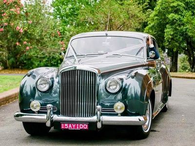partime-business-opportunity-established-wedding-car-business-sydney-4