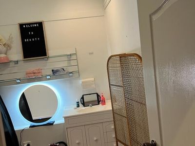 spacious-hair-salon-with-beauty-room-in-prime-doncaster-east-location-6