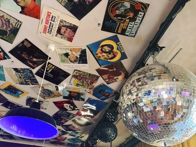 iconic-gin-bar-restaurant-amp-freehold-award-winning-hospitality-venue-7