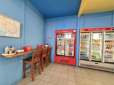 established-family-owned-takeaway-business-strong-local-following-6