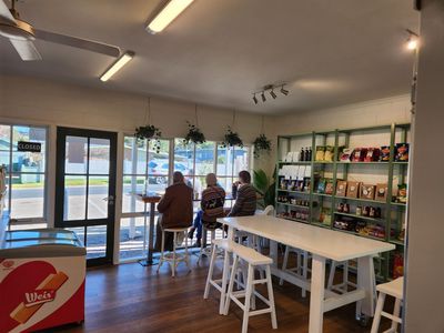 newly-renovated-cafe-amp-general-store-on-the-mornington-peninsula-3