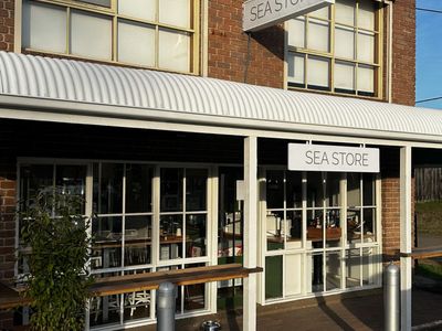 newly-renovated-cafe-amp-general-store-on-the-mornington-peninsula-0