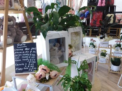 excellent-florist-priced-to-sell-2