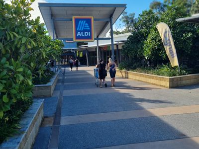 thriving-hair-salon-20-years-of-success-prime-sunshine-coast-location-4