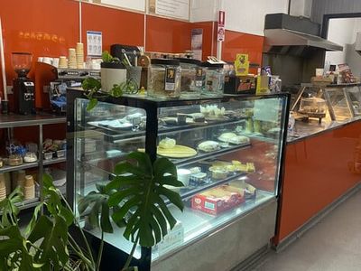 country-takeaway-caf-233-amp-pizza-shop-owner-operator-opportunity-4
