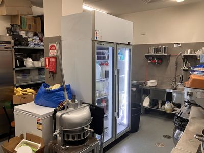 own-a-prime-commercial-property-with-a-fully-equipped-dessert-bar-5