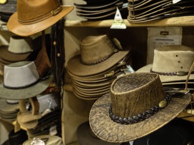 bungendore-leather-a-tourist-hotspot-30mins-from-canberra-9