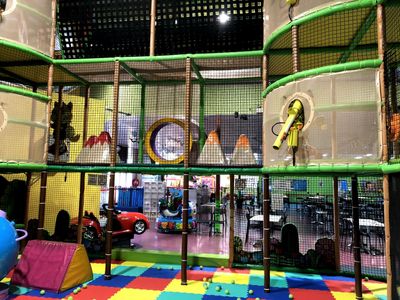 lollipops-playland-and-cafe-springwood-indoor-playcentre-playground-9