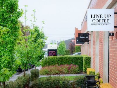 trendy-geelong-caf-with-1m-annual-revenue-2