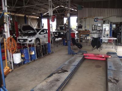 established-mechanic-business-selling-freehold-with-adjoining-residence-2