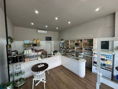 cafe-opportunity-newly-renovated-amp-ready-to-profit-0