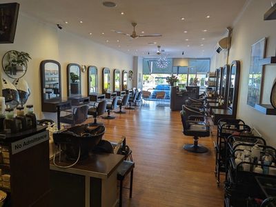 spacious-hair-salon-with-beauty-room-in-prime-doncaster-east-location-0