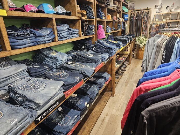 business-for-sale-thriving-rural-retail-store-3