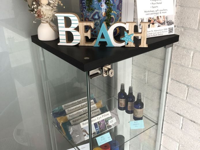 the-massage-hub-with-luxury-clinic-space-8