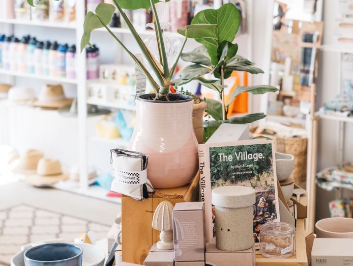 charming-country-retail-store-with-strong-local-following-amp-online-presence-5
