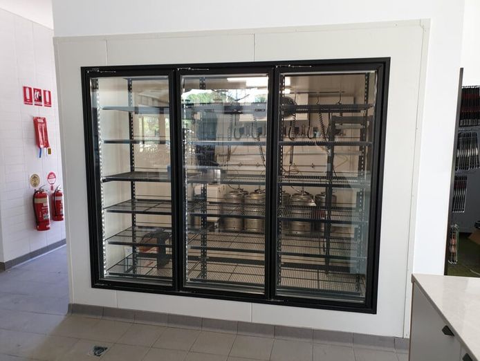 refrigerated-beverage-equipment-rare-opportunity-in-the-hospitality-market-5