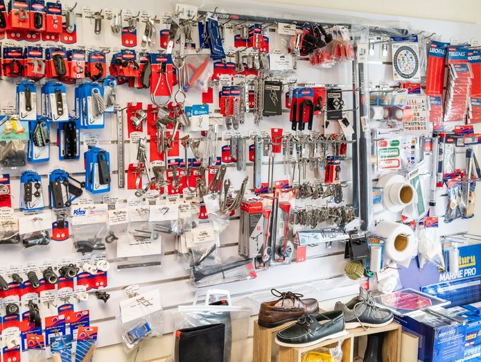 marine-chandlery-business-for-sale-in-goolwa-sa-waterfront-location-5