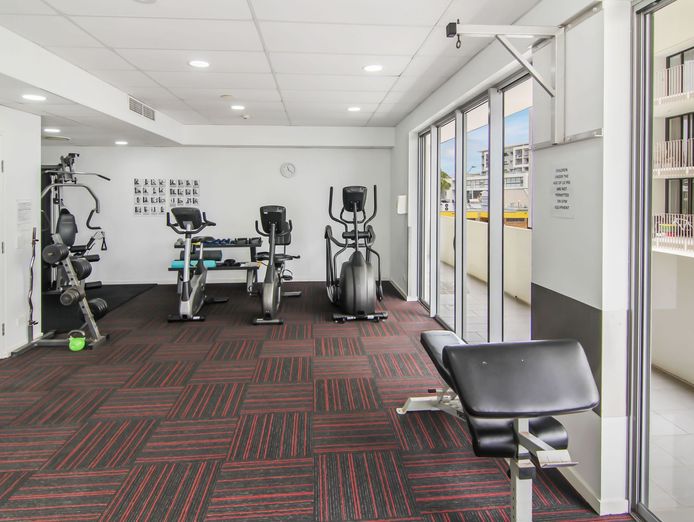 lifestyle-amp-profit-boutique-management-rights-heart-of-the-sunshine-coast-2