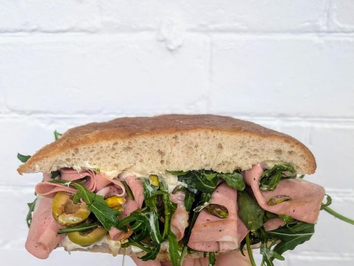 prime-heidelberg-panini-bar-275-week-rent-asking-199k-wiwo-4