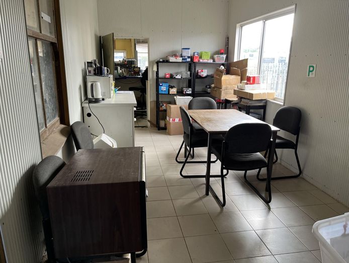 thriving-mechanical-repair-business-with-freehold-workshop-1