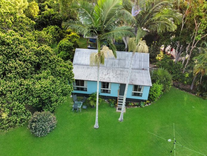 award-winning-accommodation-with-freehold-2-94-acres-in-prime-location-6