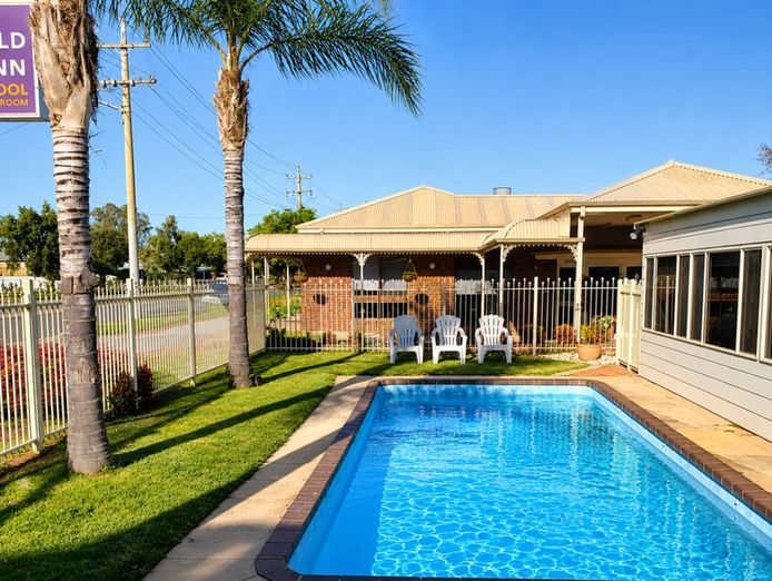 freehold-motel-amp-restaurant-investment-with-long-term-lease-3