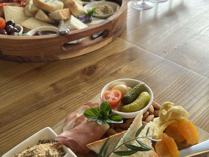 established-sa-wine-tour-operator-25-years-branded-fleet-amp-growth-potential-2