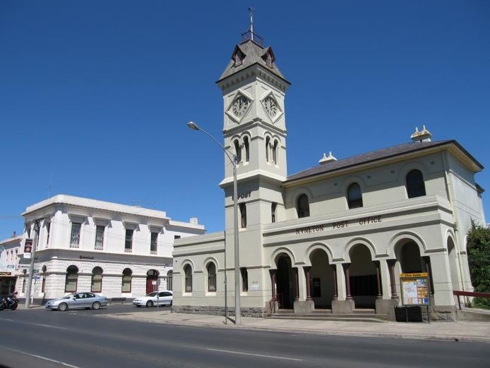 a-popular-well-established-caf-233-in-the-heart-of-the-victorian-goldfields-2