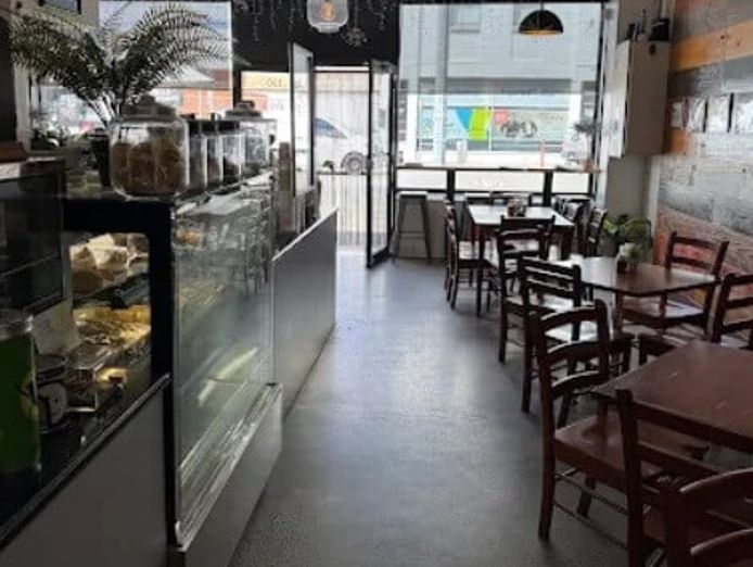 established-cafe-restaurant-strong-local-following-amp-proven-performance-0