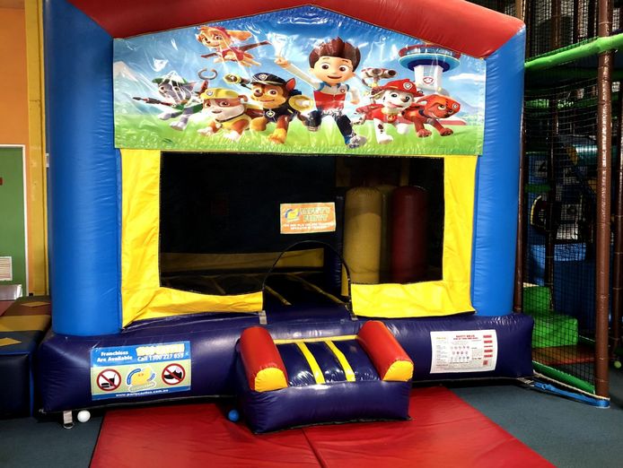 lollipops-playland-and-cafe-springwood-indoor-playcentre-playground-7