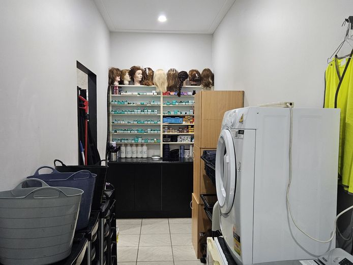 boutique-hair-salon-prime-coastal-location-modern-fitout-amp-loyal-clientele-6