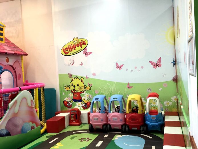lollipops-playland-and-cafe-springwood-indoor-playcentre-playground-5