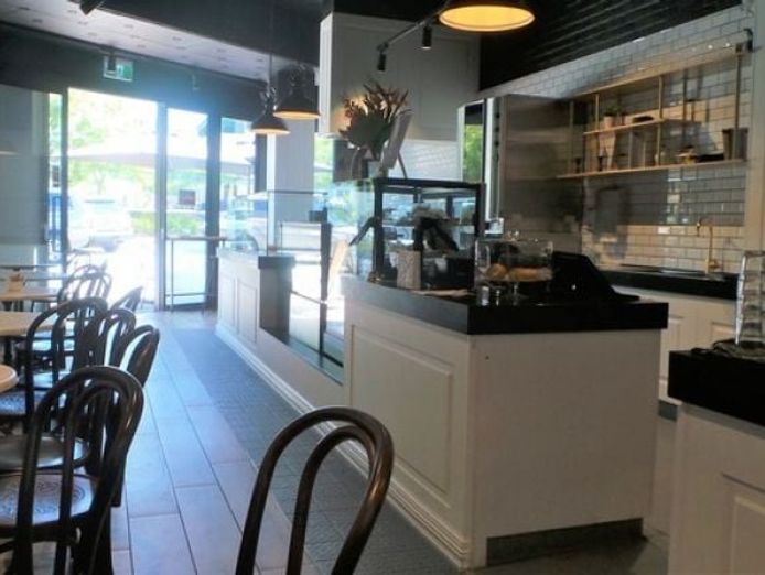 own-a-prime-commercial-property-with-a-fully-equipped-dessert-bar-2